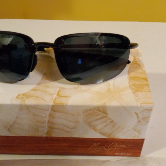 HO'OKIPA READER Polarized Rimless Sunglasses NIB Pet/Smoke Free House - Picture 4 of 16